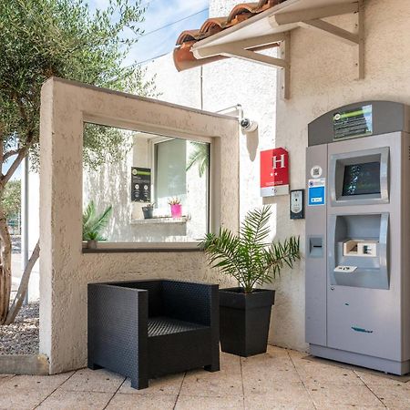 B&B Hotel Narbonne 2 エクステリア 写真