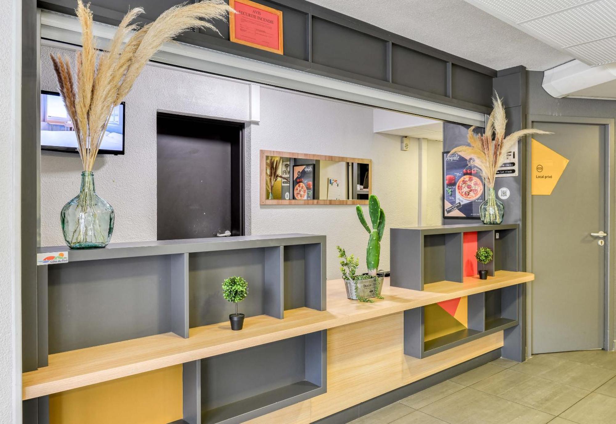 B&B Hotel Narbonne 2 エクステリア 写真