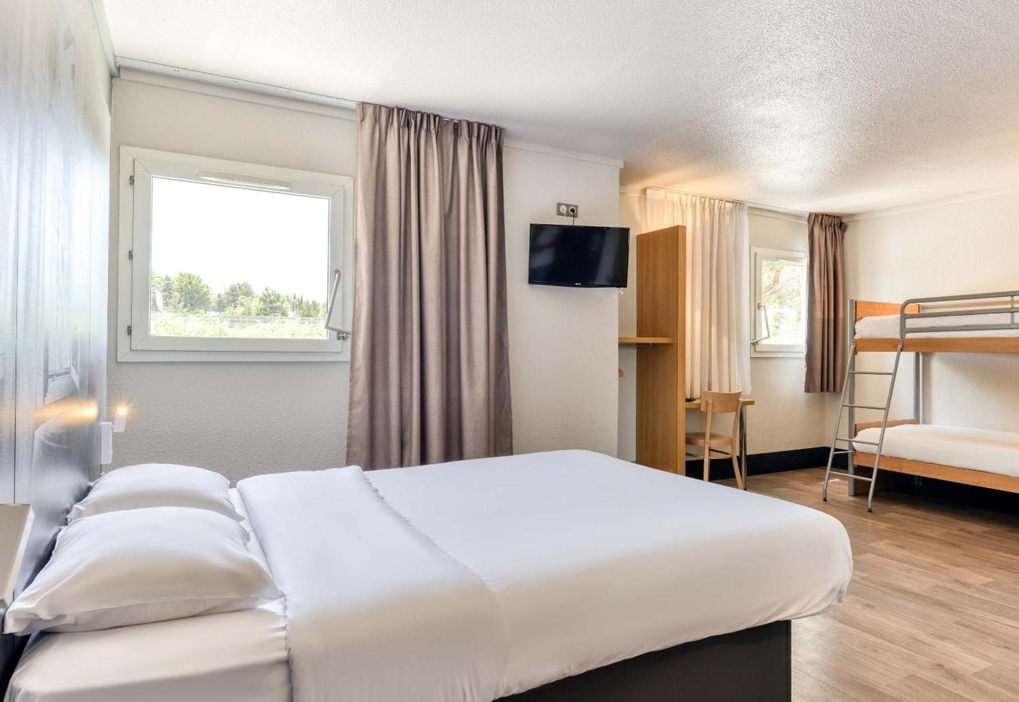 B&B Hotel Narbonne 2 エクステリア 写真