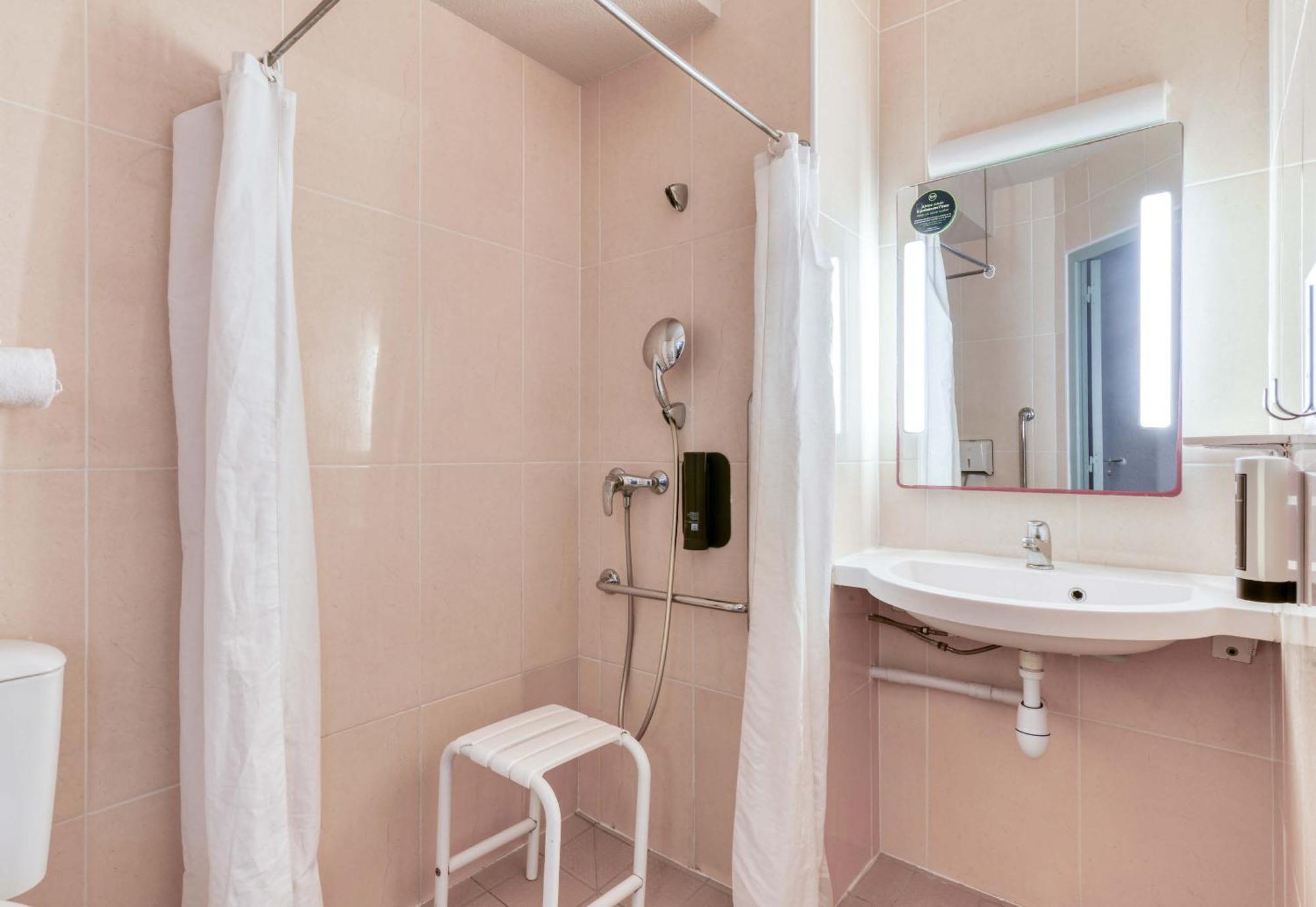 B&B Hotel Narbonne 2 エクステリア 写真