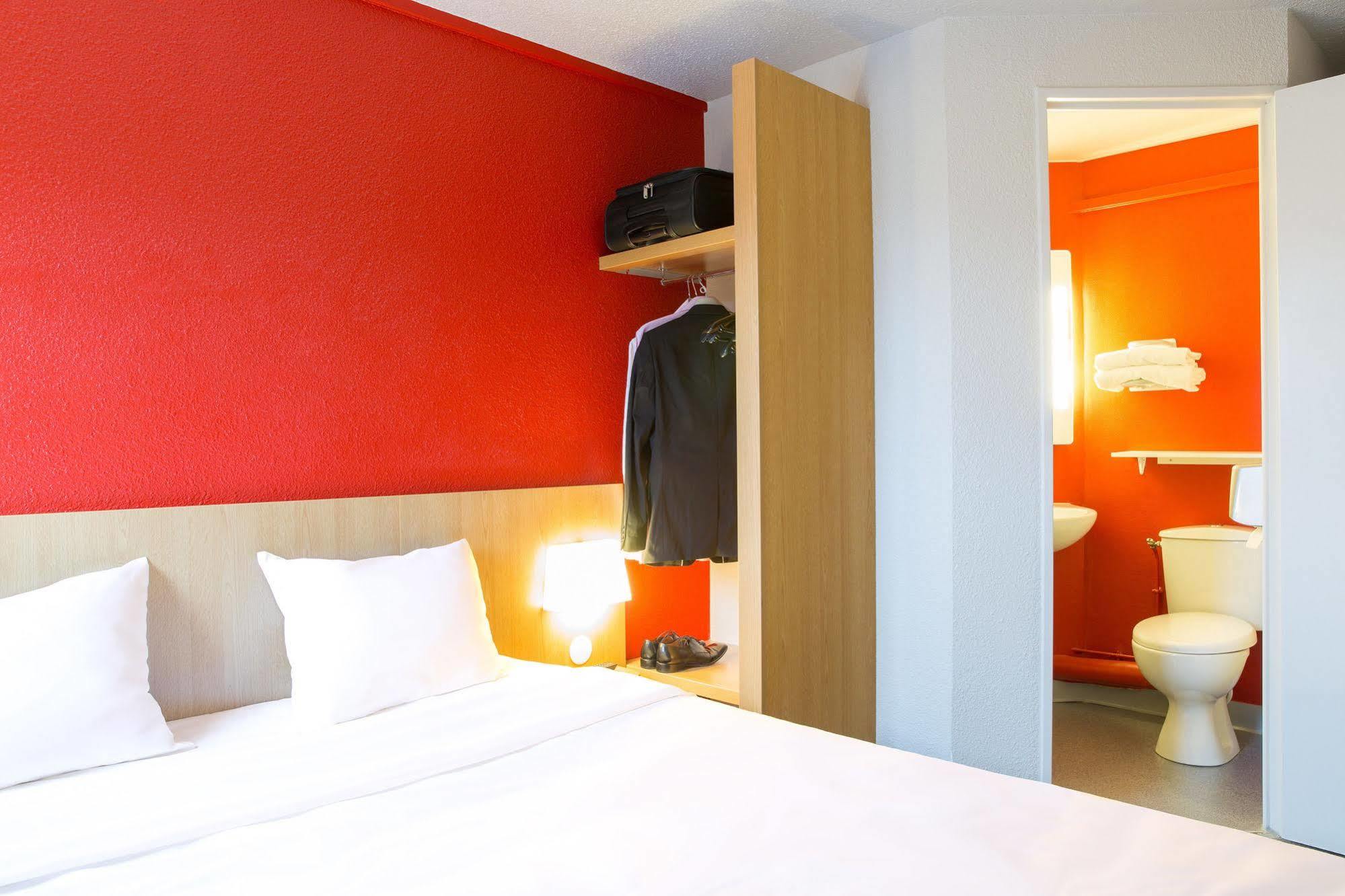 B&B Hotel Narbonne 2 エクステリア 写真