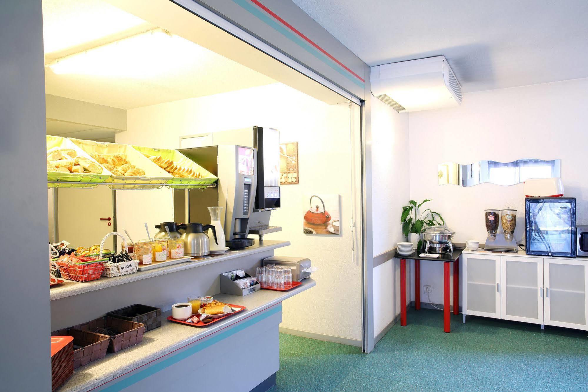B&B Hotel Narbonne 2 エクステリア 写真